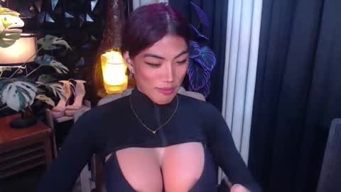 Julli Anna online show from November 28, 9:49 am