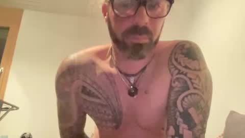 letmedoo2 online show from December 25, 7:02 pm