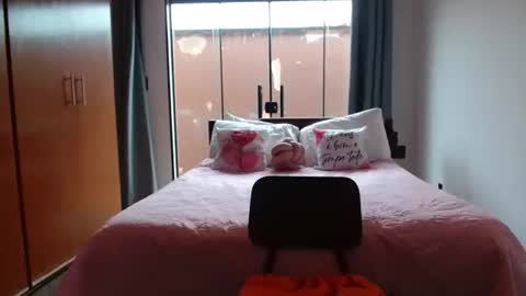 couple without tabus online show from October 29, 1:46 pm