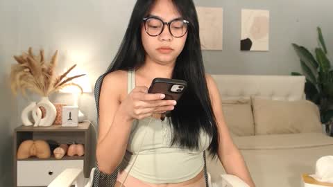 hotasian_gabby69 online show from February 11, 12:20 pm