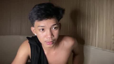 hotasian_jerome online show from June 4, 2:45 pm