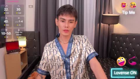 Kenny online show from December 21, 1:39 pm