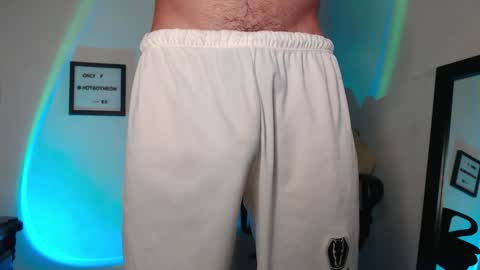 Snapshot of hotboyneon490 chatting on September 12, 11:23 am Alex Neon online show from September 12, 11:23 am