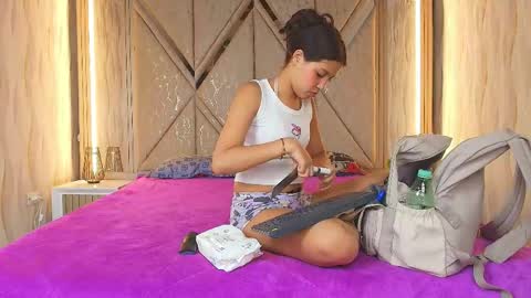 hotcouple_222 online show from April 18, 1:46 pm