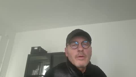 HotCriss online show from December 17, 11:06 am