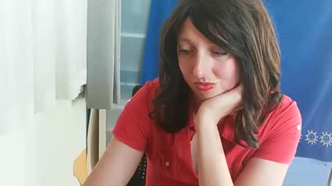 Snapshot of hotdestany chatting on February 4, 1:27 pm Hot Destany online show from February 4, 1:27 pm