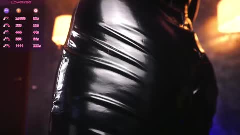 Snapshot of hotdesy_ chatting on February 28, 6:32 am Mistress online show from February 28, 6:32 am