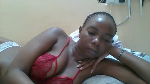 Queen online show from November 18, 6:22 pm