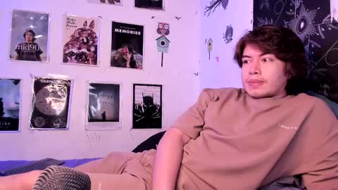 Sam and Nico online show from March 23, 3:44 am