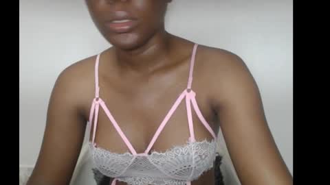 hotjessie0 online show from February 23, 6:26 am