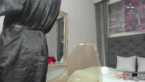 Hotkoljei online show from February 18, 3:53 am