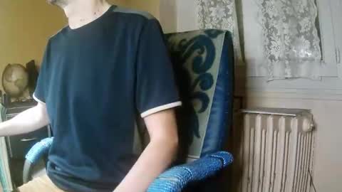 hotleopold online show from November 15, 11:28 pm