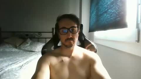 hotman_40_ online show from June 6, 9:04 am