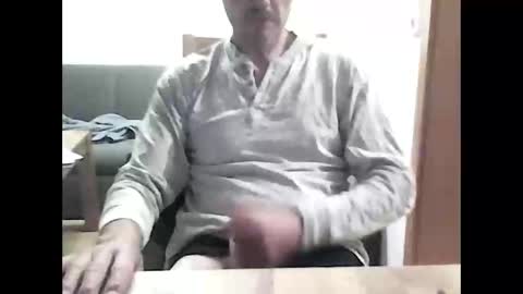 hotmann5555 online show from June 8, 9:05 pm