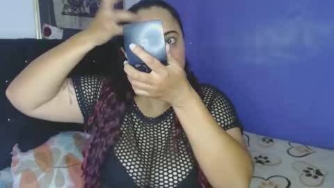 JADE online show from April 10, 7:18 pm