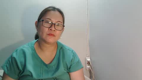 hotpreciousxxx online show from March 2, 7:15 am