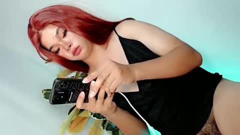 hotsiren101 online show from June 6, 10:15 pm
