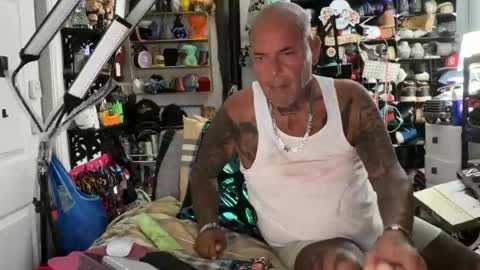 hotstuff775616 online show from July 18, 3:19 am