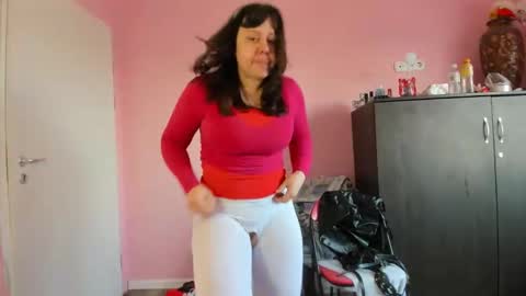 Snapshot of hotsweetangel4u chatting on February 17, 10:29 am Monica online show from February 17, 10:29 am