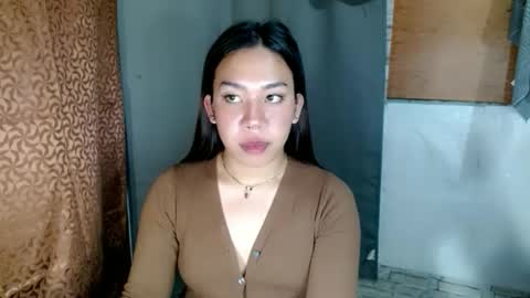 jelaigrande  online show from March 17, 6:13 pm