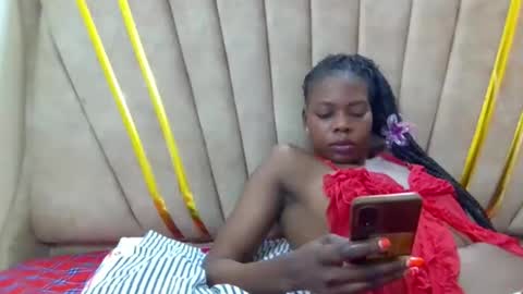 hottie_mammy online show from November 27, 2:08 am