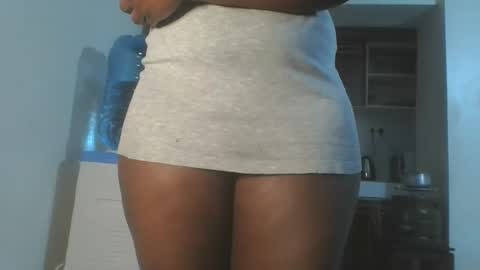 Snapshot of hottie_vera chatting on September 24, 11:06 am vera online show from September 24, 11:06 am