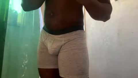 houseesposo online show from February 21, 6:04 pm