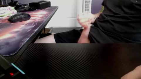 hrnysoldier92 online show from April 26, 3:09 pm