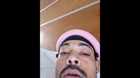 htxsaucehoggn online show from January 15, 4:38 pm