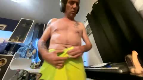 hubeer online show from April 24, 5:37 pm