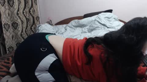 hugeassdevil online show from October 22, 8:50 am