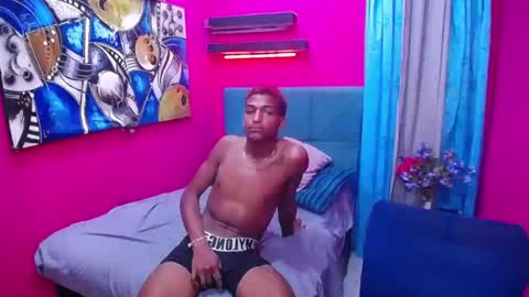 jose bigcock i like masturbate my big dick and finger my ass hole i am so hot online show from January 6, 7:07 pm