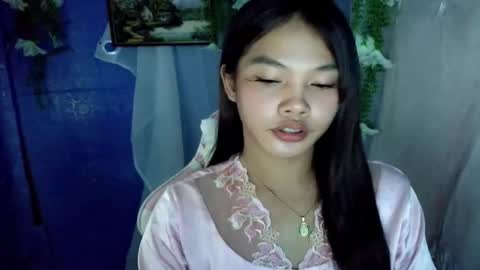 Elie online show from January 8, 1:44 am