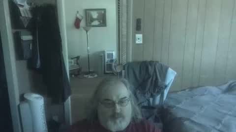 lonely huggy bear online show from April 23, 3:24 pm