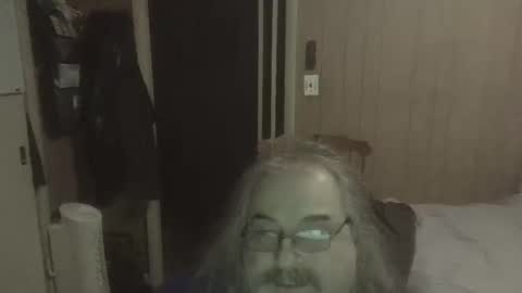 lonely huggy bear online show from February 9, 11:58 am