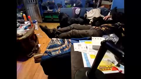 hugodickkes349241 online show from April 7, 4:58 am