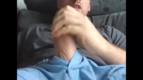 hugothewood1001 online show from September 16, 12:40 pm