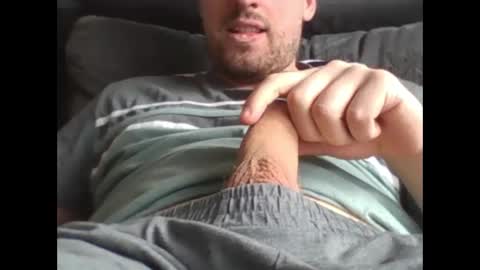 hugothewood1001 online show from March 20, 1:38 pm