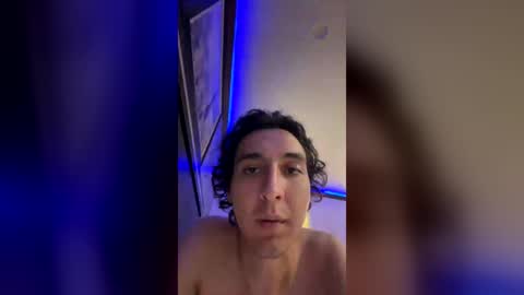 hundunbum online show from June 20, 4:13 pm