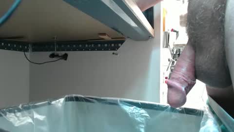 hungforfun8 online show from January 1, 2:20 pm