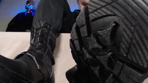  I AM NOT A DIRECTOR I AM THE BOSS            KINGDADDYSIRSTR8ALPHAMASTER online show from March 8, 3:49 pm