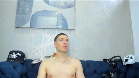 hunterheat_ online show from January 16, 11:52 am