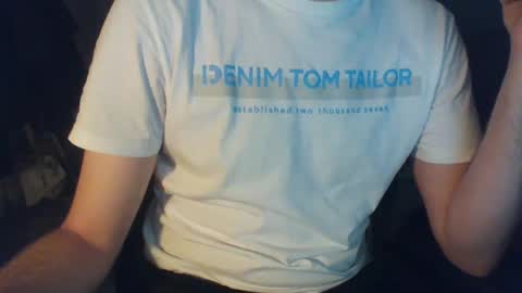 hunting_007 online show from February 24, 4:58 pm