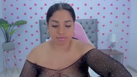Snapshot of hurrem_had chatting on March 5, 2:36 am H U R R E M online show from March 5, 2:36 am