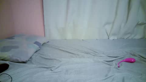 hurrysmit online show from April 8, 9:12 am