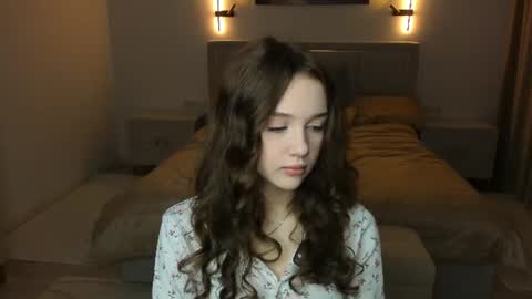Lily online show from July 20, 8:06 am