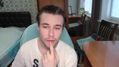 Tom online show from March 27, 10:05 am