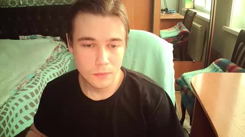 Tom online show from March 15, 10:40 am