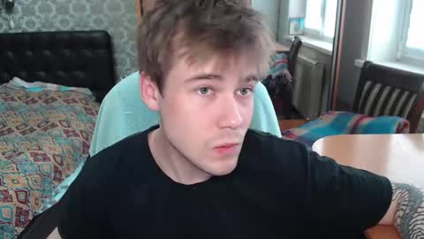 Tom online show from April 30, 12:21 pm