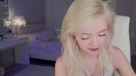 Joselle online show from March 8, 12:00 am